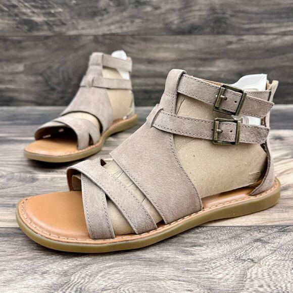 NIB BOC Born Dora 7M 37-38 Taupe Suede Gladiator Sandals - Picture 3 of 10